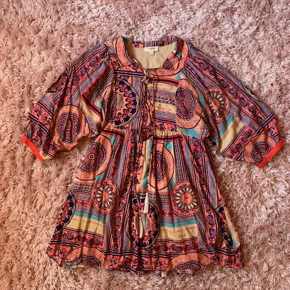 Umgee Boho Lace-Up Tunic Size Small - Picture 5 of 5